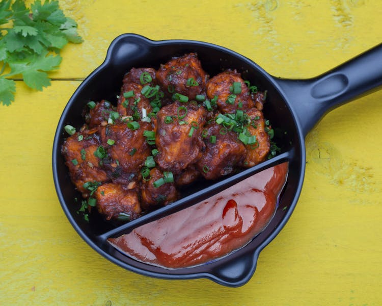 Wing Snob Sweet Chili Boneless